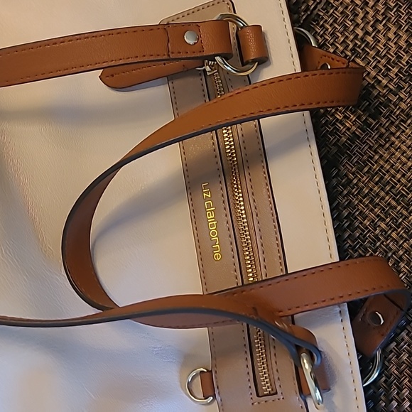 Hand bag - Picture 10 of 10